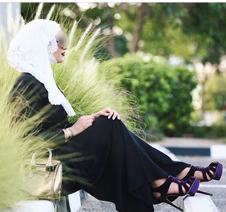 Ateşli öpüşmeyi seven kız Aylin