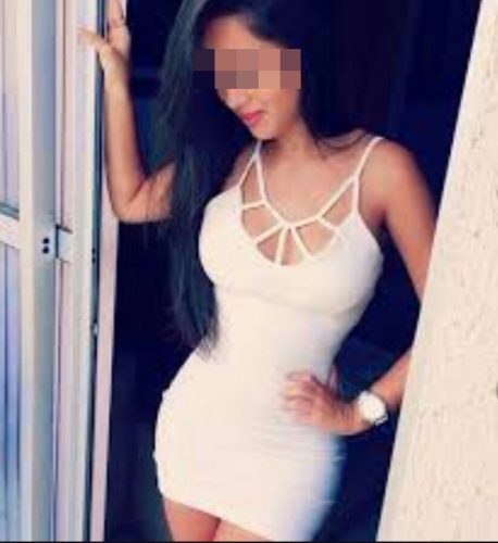 Benzersiz tecrübeli hatun Ayla