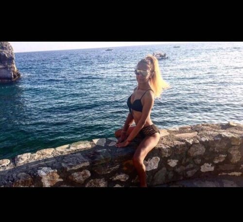 Elit dans yapan escort Pervin