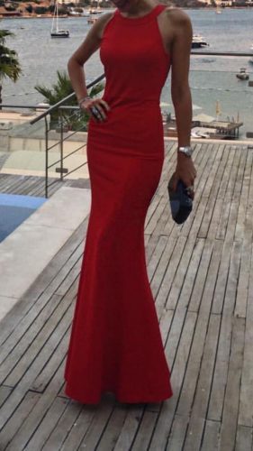 Gösterişli esmer hanım Burcu