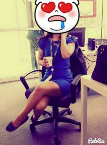 Olağanüstü esmer hatun Esen