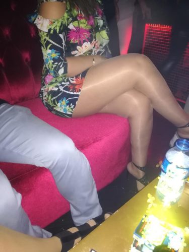 Şık oral yapan kız Cansu