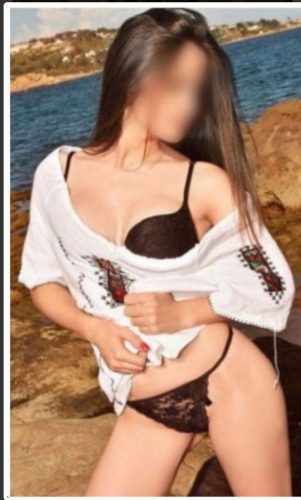 Unutulmaz ön sevişme yapan hanım Fazilet